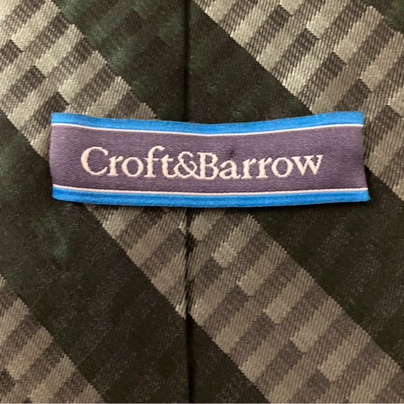 CROFT & BARROW mens tie green and gray - Picture 2 of 5